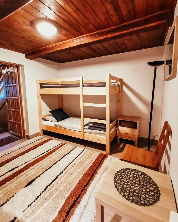 Lupshalte Villa Васен Екстериор снимка
