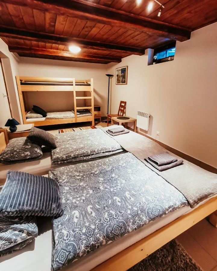 Lupshalte Villa Васен Екстериор снимка